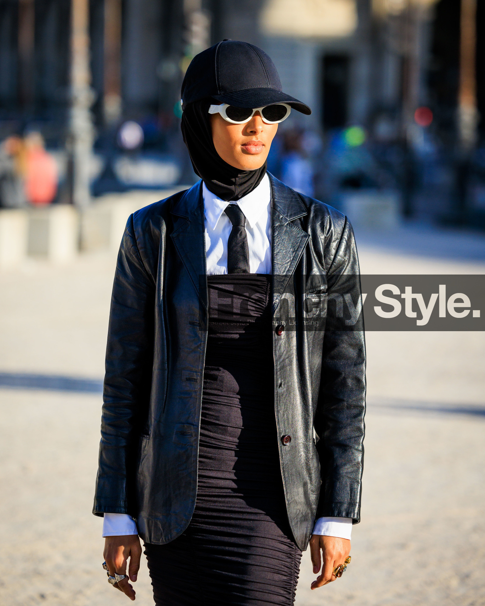 PARIS, PFW, fashion week, frenchystyle, FW, jonathan paciullo, street style, SPRING SUMMER 2024, SS 24, vertical, atmosphere details, detail