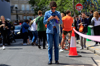 street style, jonathan paciullo, FW, frenchystyle, fashion week, PFW, PARIS, SPRING SUMMER 2019, SS 19, horizontal, atmosphere details, full length