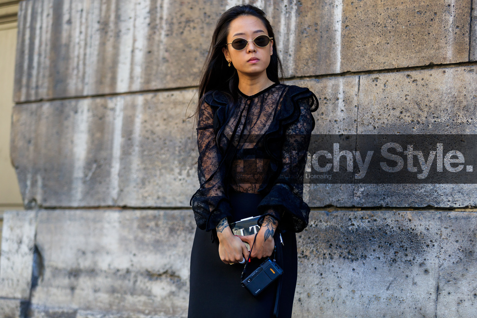 street style, jonathan paciullo, FW, frenchystyle, fashion week, PFW, PARIS, SPRING SUMMER 2019, SS 19, christina paik, horizontal, atmosphere details, detail
