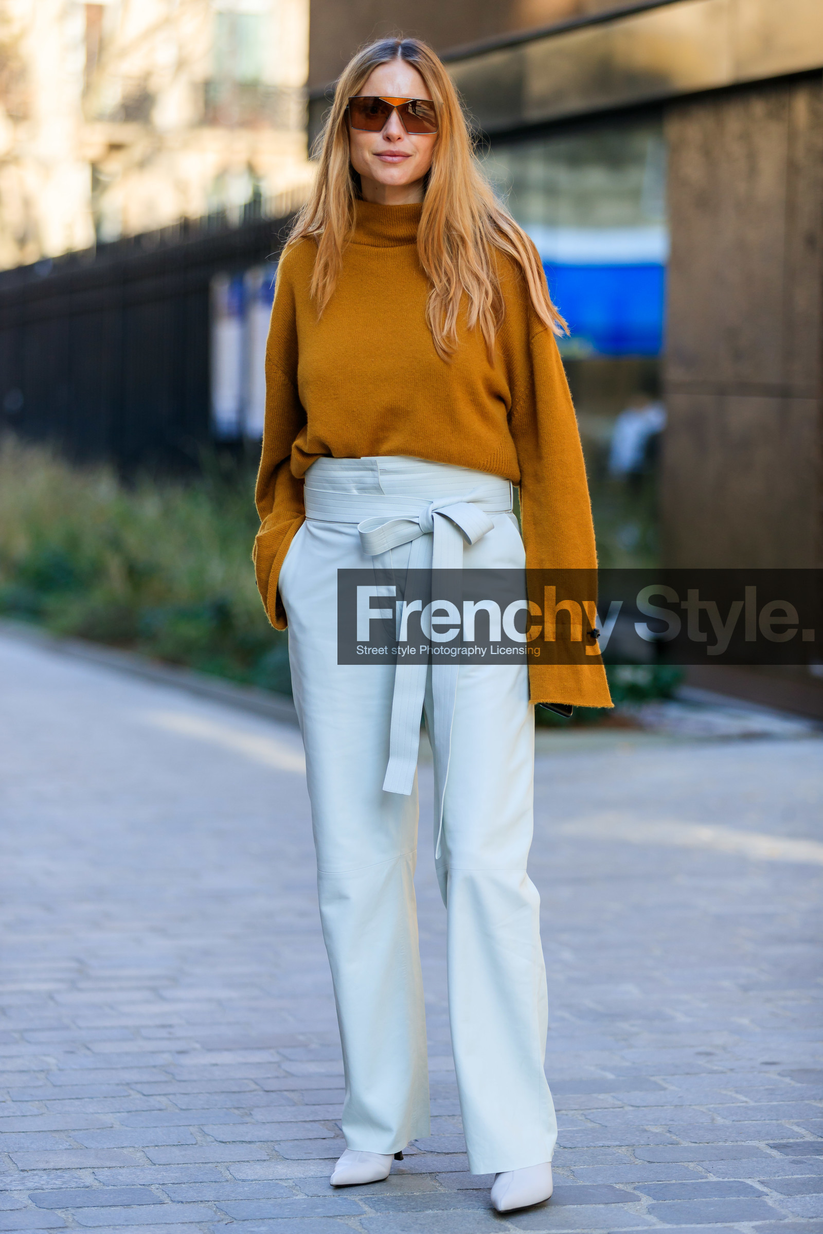 camel sweater, high waist, leather pants, leather shoes, pernille teisbaek, sunglasses, trousers, white pants, white shoes, PARIS, PFW, street style, jonathan paciullo, FW, frenchystyle, fashion week, AUTUMN WINTER 2019-2020, AW 19-20, FALL WINTER 2019-2020, FW 19-20, vertical, full length