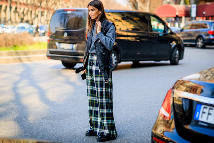 atmosphere details, AUTUMN WINTER 2017-2018, AW 17-18, black jacket, black perfecto, carola bernard, checked skirt, FALL WINTER 2017-2018, fashion week, frenchystyle, full length, FW, FW 17-18, green skirt, grey sweater, horizontal, jonathan paciullo, leather jacket, leather perfecto, MFW, MILAN, plaid, printed skirt, sleeveless, street style, tartan