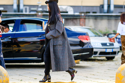 atmosphere details, beret, black boots, black denim, black hat, denim pants, detail, fashion week, frenchystyle, FW, grey coat, high heels, horizontal, jeans, jonathan paciullo, leather cap, leather shoes, MFW, MILAN, overcoat, red sweater, SPRING SUMMER 2017, SS 17, street style, trousers, yoyo cao