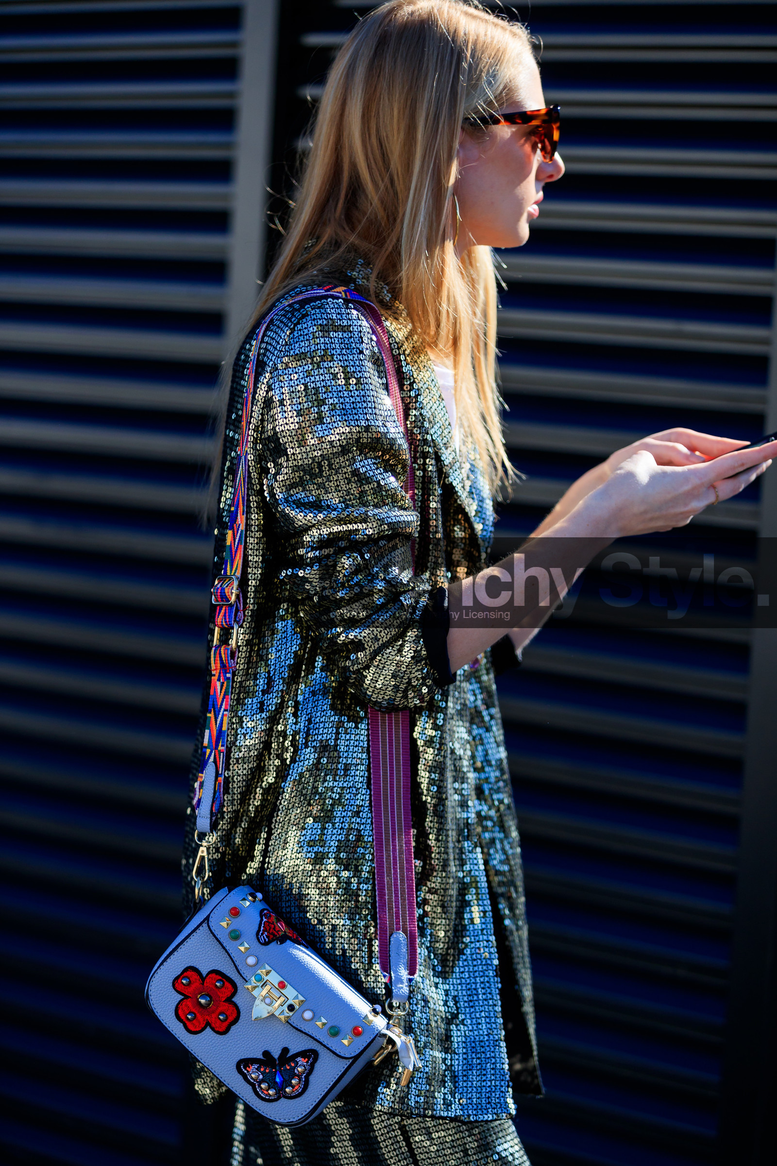 atmosphere details, blue bag, detail, fashion week, floral, flowers, frenchystyle, FW, glitter, graphic bag, jonathan paciullo, leather bag, MFW, MILAN, printed bag, sequined jacket, sequined pants, SPRING SUMMER 2018, SS 18, street style, sunglasses, vertical