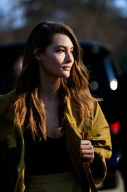 black tank top, Grace Elizabeth, green jacket, model, MILAN, MFW, fashion week, frenchystyle, FW, jonathan paciullo, street style, AUTUMN WINTER 2019-2020, AW 19-20, FALL WINTER 2019-2020, FW 19-20, vertical, atmosphere details, detail