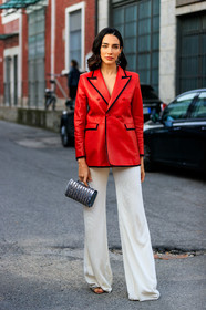 blazer, glitter, graphic bag, gucci, jessica kahawaty, leather bag, printed bag, red jacket, shiny bag, silver bag, trousers, white pants, fashion week, frenchystyle, FW, jonathan paciullo, street style, MFW, MILAN, AUTUMN WINTER 2019-2020, AW 19-20, FALL WINTER 2019-2020, FW 19-20, vertical, full length