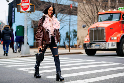 black bag, black denim, black shoes, brown jacket, denim pants, high heels, jeans, leather bag, leather jacket, leather shoes, pink fur, ripped pants, shearling, trousers, street style, jonathan paciullo, FW, frenchystyle, fashion week, NYFW, NEW YORK, AUTUMN WINTER 2018-2019, AW 18-19, FALL WINTER 2018-2019, FW 18-19, atmosphere details, horizontal, full length, Tiffany Hsu