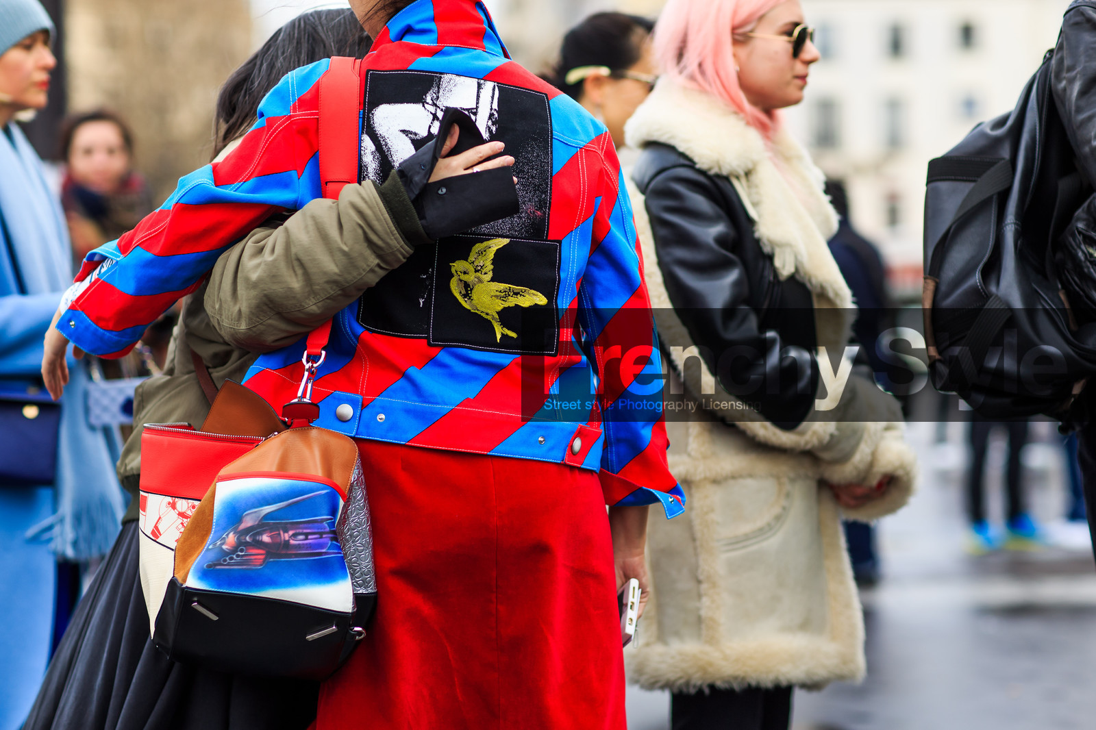 atmosphere details, AUTUMN WINTER 2016-2017, AW 16-17, back detail, denim jacket, detail, embroidered jacket, FALL WINTER 2016-2017, fashion week, frenchystyle, FW, FW 16-17, geometric, graphic jacket, horizontal, jonathan paciullo, leather bag, loewe, PARIS, PFW, printed bag, printed jacket, red jacket, red skirt, street style, striped jacket, stripes, turquoise