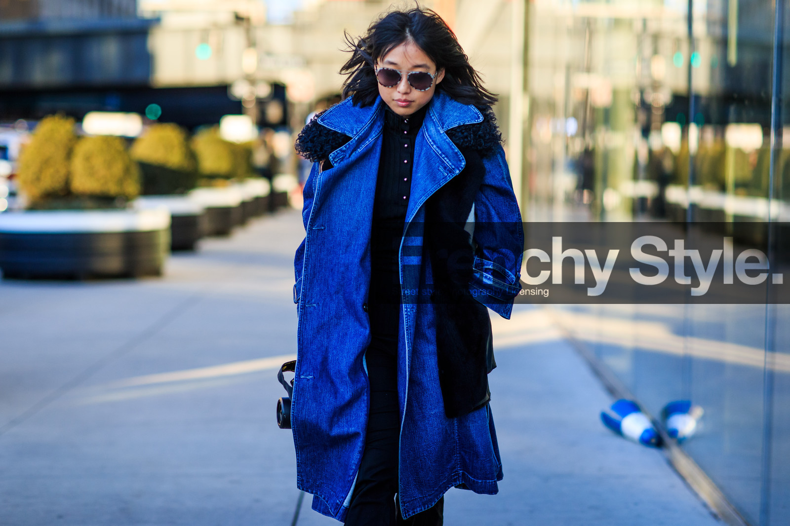atmosphere details, AUTUMN WINTER 2016-2017, AW 16-17, black fur, black jacket, black knit, black pants, black sweater, black turtleneck, blue denim, camera, denim coat, denim jacket, detail, fashion week, frenchystyle, fur collar, FW, FW 16-17, horizontal, jonathan paciullo, margaret, NEW YORK, NYFW, sleeveless, street style, sunglasses, trousers, woman, zhang