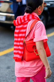 jw anderson, leather bag, pink pants, pink shirt, pink sweater, red bag, sarah brody, striped sweater, sunglasses, trousers, MILAN, MFW, fashion week, frenchystyle, FW, jonathan paciullo, street style, AUTUMN WINTER 2019-2020, AW 19-20, FALL WINTER 2019-2020, FW 19-20, vertical, atmosphere details, detail