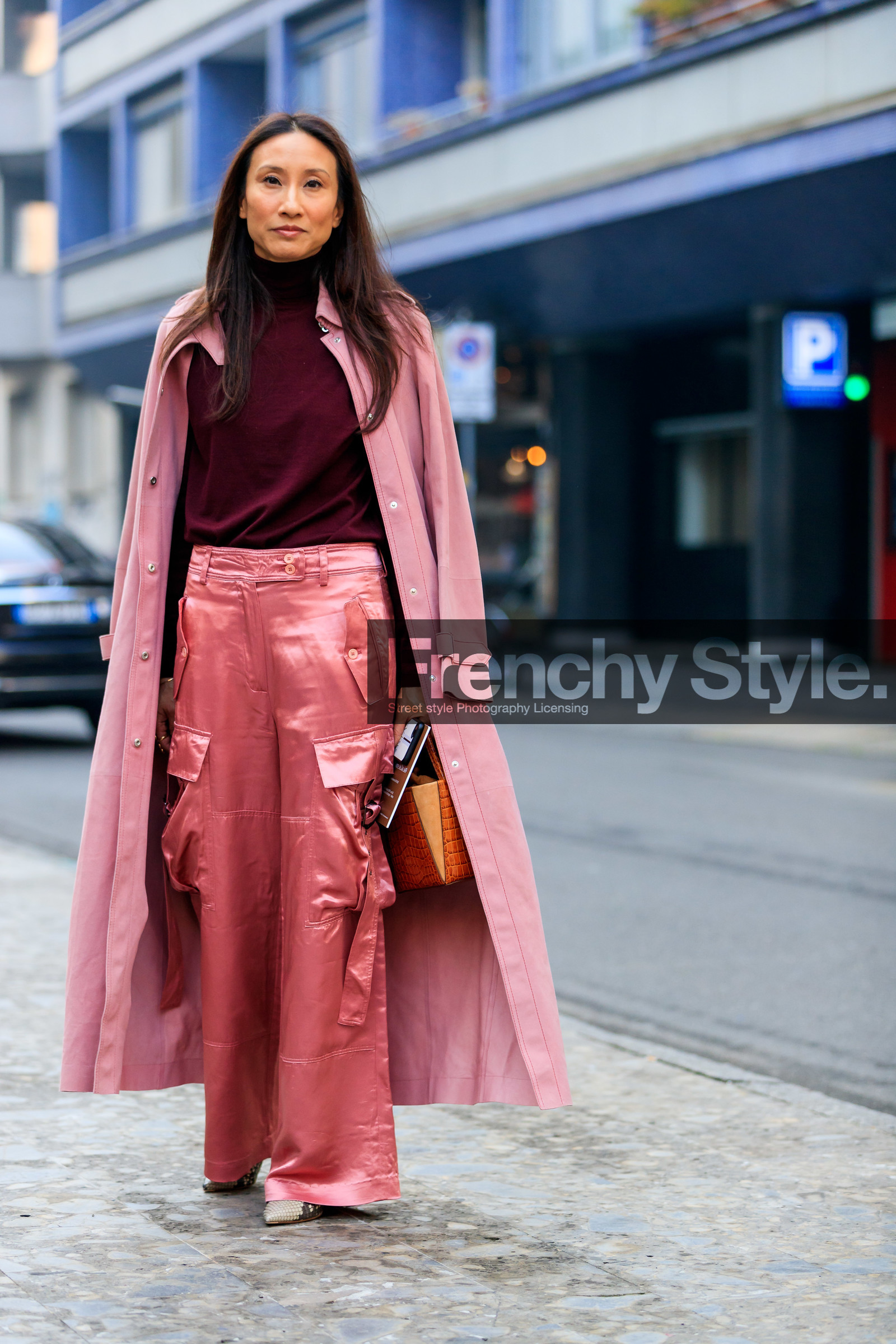 bordeaux, burgundy, elizabeth von der goltz, leather shoes, over the shoulder, pink coat, pink pants, red sweater, trousers, street style, jonathan paciullo, FW, frenchystyle, fashion week, MFW, MILAN, AUTUMN WINTER 2019-2020, AW 19-20, FALL WINTER 2019-2020, FW 19-20, vertical, full length