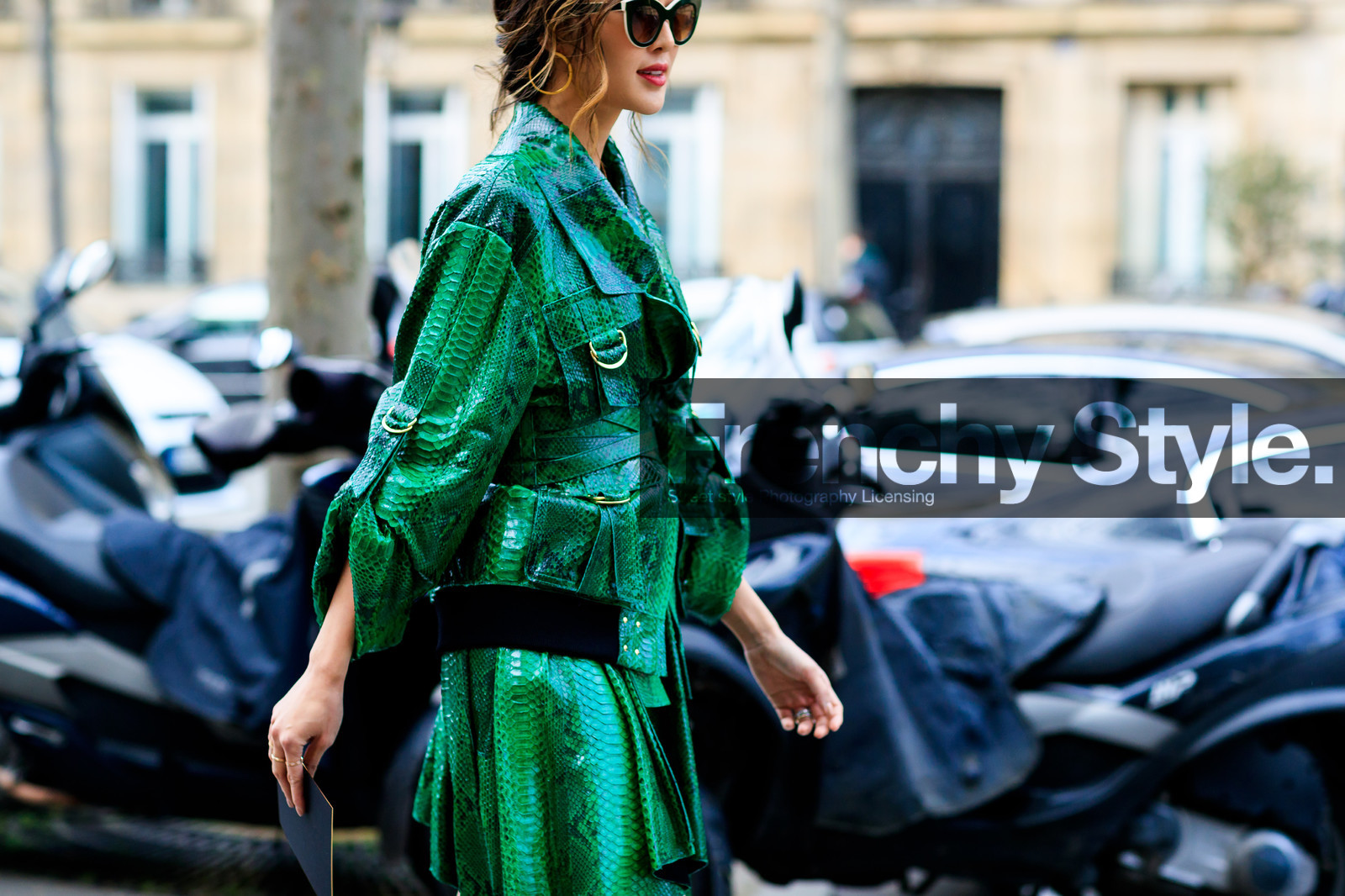 atmosphere details, AUTUMN WINTER 2017-2018, AW 17-18, Chriselle Lim, detail, FALL WINTER 2017-2018, fashion week, frenchystyle, FW, FW 17-18, green jacket, green skirt, horizontal, jonathan paciullo, leather jacket, leather skirt, PARIS, PFW, snake print, street style, sunglasses, tone on tone, total look green