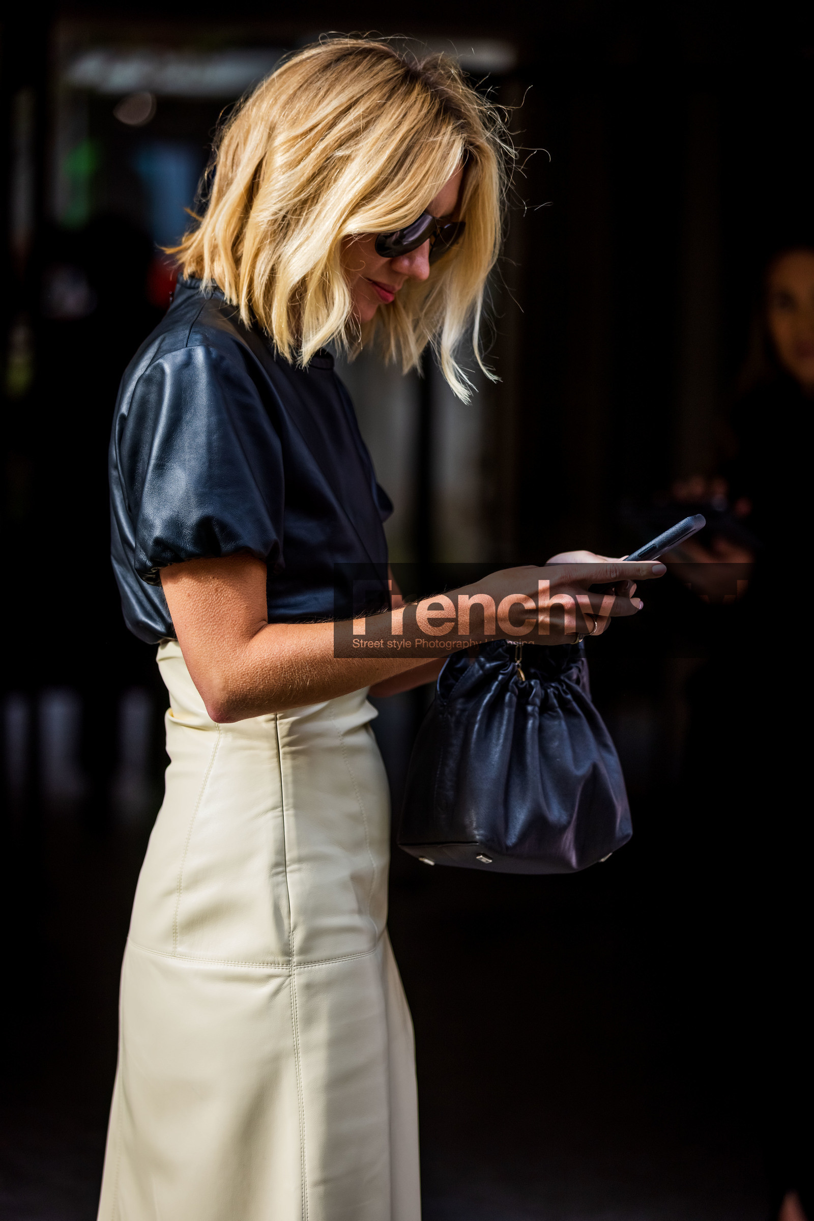 Aiken, bag, beige skirt, black bag, black crop top, black top, crop top, high waist skirt, leather bag, leather crop top, leather skirt, leather top, Lisa, long skirt, skirt, sunglasses, top, street style, jonathan paciullo, FW, frenchystyle, fashion week, PFW, PARIS, SPRING SUMMER 2022, SS 22, vertical, atmosphere details