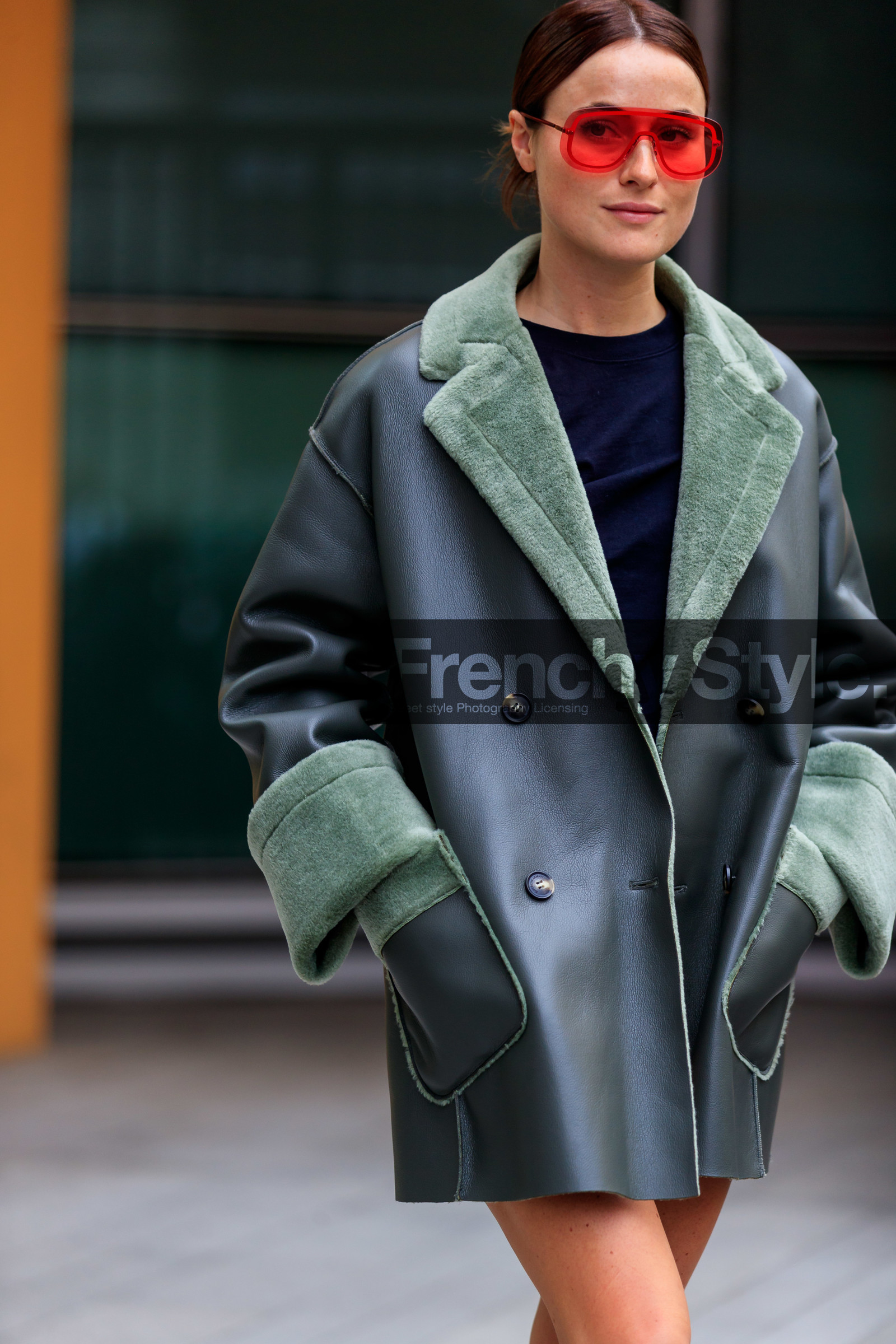 lena lademann, armani total look, armani sunglasses, armani coat, red sunglasses, futurist shape sunglasses, kaki leather coat, fur collar coat, jacket dress, fashion week, frenchystyle, FW, jonathan paciullo, street style, MFW, MILAN, SPRING SUMMER 2020, SS 20
