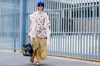 atmosphere details, AUTUMN WINTER 2017-2018, AW 17-18, blue hair, dyed hair, FALL WINTER 2017-2018, fashion week, frenchystyle, full length, FW, FW 17-18, geometric, graphic shirt, graphic skirt, high heels, horizontal, jonathan paciullo, leather bag, leather shoes, loewe, multicolor bag, multicolor skirt, PARIS, PFW, printed bag, printed shirt, printed skirt, ruffles, sita abellan, street style, sunglasses, white shirt, yellow skirt