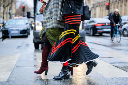 atmosphere details, AUTUMN WINTER 2017-2018, AW 17-18, black boots, black jacket, black shoes, blazer, bordeaux, burgundy, checked jacket, detail, FALL WINTER 2017-2018, fashion week, frenchystyle, FW, FW 17-18, graphic bag, graphic skirt, green skirt, grey jacket, high boots, high heels, horizontal, jonathan paciullo, leather bag, leather jacket, leather shoes, PARIS, PFW, plaid, pleated skirt, printed bag, printed jacket, printed skirt, red bag, red boots, red socks, shearling, street style, striped skirt