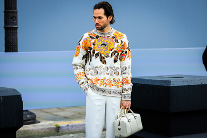 menswear, fashion week, frenchystyle, FW, jonathan paciullo, street style, PFW, PARIS, FALL WINTER 2022-2023, AUTUMN WINTER 2022-2023, FW 22-23, atmosphere details, detail, horizontal