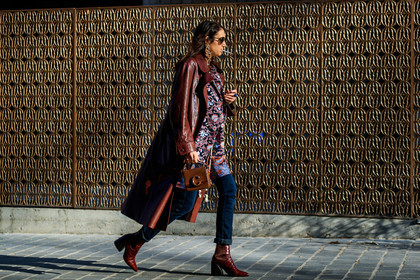 blue denim, brown bag, brown coat, chloé, denim pants, earrings, floral, flowers, high heels, jeans, leather bag, leather coat, leather shoes, printed jacket, red boots, sunglasses, trousers, PARIS, PFW, street style, jonathan paciullo, FW, frenchystyle, fashion week, AUTUMN WINTER 2019-2020, AW 19-20, FALL WINTER 2019-2020, FW 19-20, horizontal, atmosphere details, full length