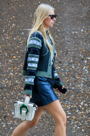 black leather skirt, mini skirt, button skirt, saint laurent sunglasses, black sunglasses, future shape sunglasses, jacquard cardigan, knitwear, white leather bag, hand bag, iphone, fashion week, frenchystyle, FW, jonathan paciullo, street style, vertical, detail, atmosphere details