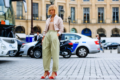 atmosphere details, AUTUMN WINTER 2016-2017, AW 16-17, beige top, bomber jacket, FALL WINTER 2016-2017, fashion week, frenchystyle, full length, FW, FW 16-17, green pants, HAUTE COUTURE, high heels, high waist, horizontal, jonathan paciullo, MENSWEAR, PARIS, PFW, pink jacket, pink top, red sandals, red shoes, street style, suede shoes, trousers, vika gazinskaya