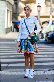 chloé, earrings, graphic skirt, green bag, leather bag, leather shoes, multicolor skirt, printed skirt, white jacket, white shoes, xenia van der woodsen, PARIS, PFW, street style, jonathan paciullo, FW, frenchystyle, fashion week, AUTUMN WINTER 2019-2020, AW 19-20, FALL WINTER 2019-2020, FW 19-20, vertical, full length