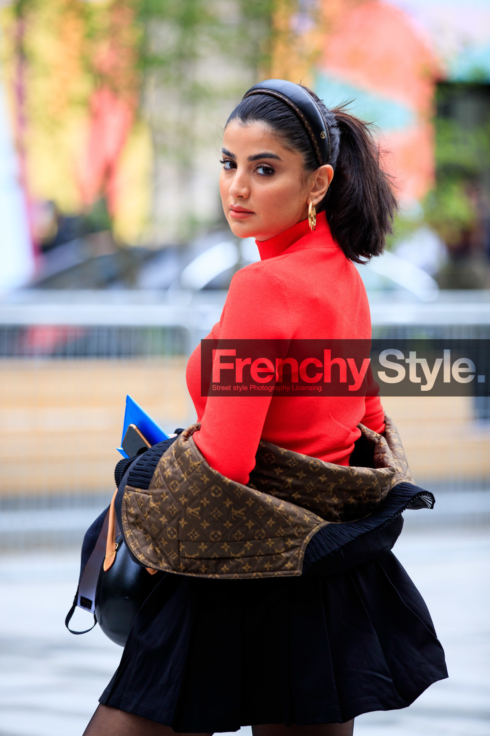 ola farahat, red pullover, turtleneck pullover, black skirt, black bombers, brown bombers, monogrammed bombers, logo earrings, round shape earrings, golden earrings, black headband, leather head band, monogrammed head band, louis vuitton jacket, louis vuitton earrings, louis vuitton head band, PARIS, PFW, fashion week, frenchystyle, FW, jonathan paciullo, street style, SPRING SUMMER 2021, SS 21, vertical, atmosphere details, detail