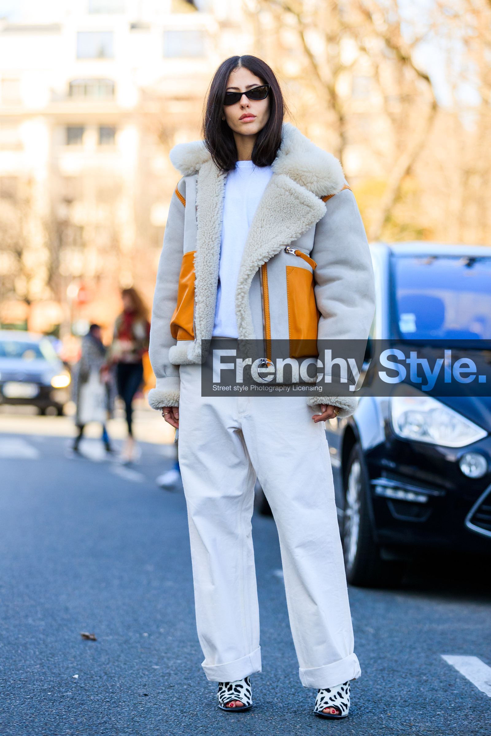 AUTUMN WINTER 2017-2018, AW 17-18, beige fur, beige jacket, beige pants, black and white shoes, FALL WINTER 2017-2018, fashion week, frenchystyle, full length, FW, FW 17-18, gilda ambrosio, high heels, jonathan paciullo, leather bag, leather shoes, PARIS, PFW, printed shoes, shearling, street style, sunglasses, trousers, vertical, white t shirt, wide pants