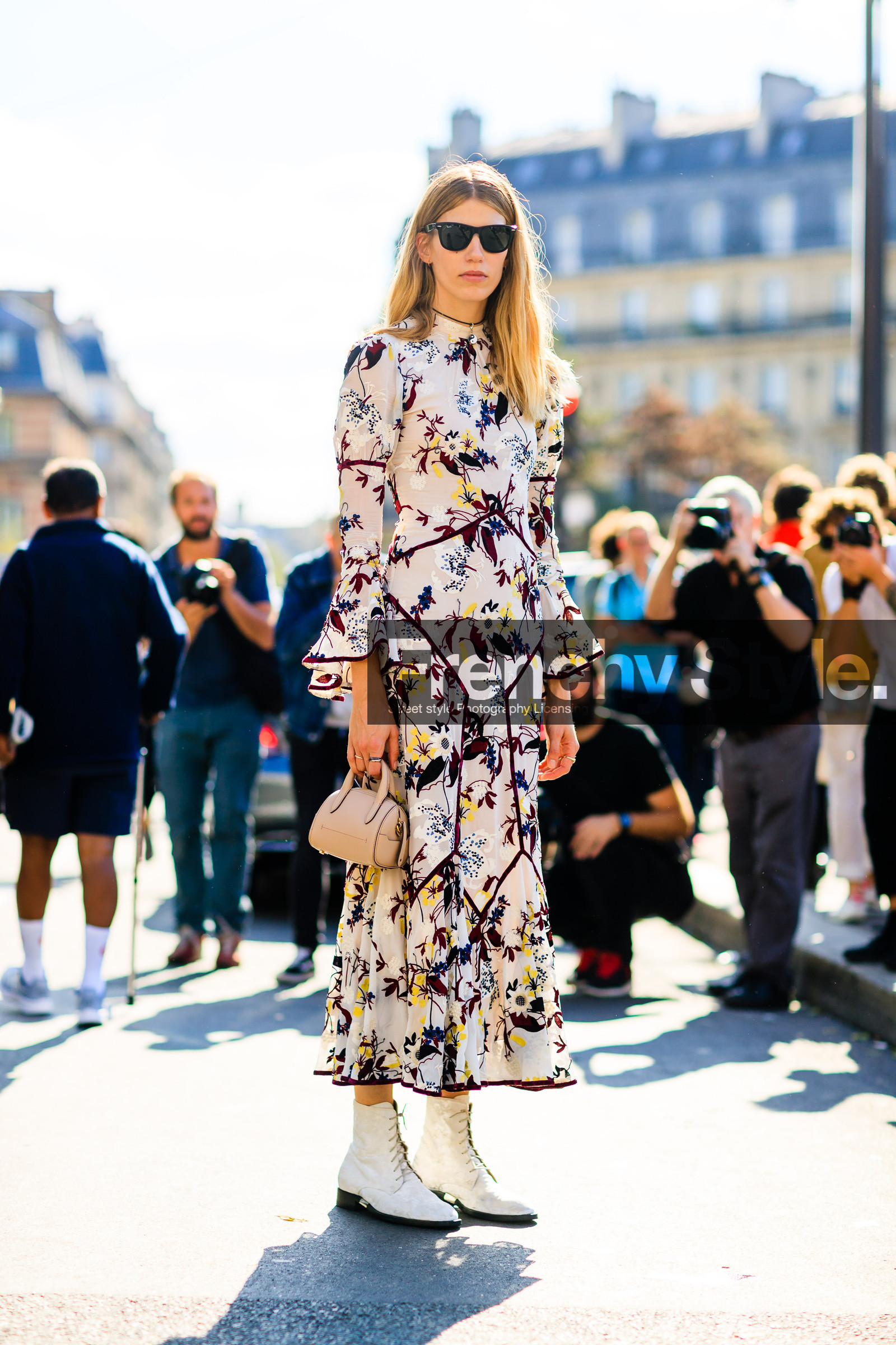 beige bag, beige dress, fashion week, floral, flower, frenchystyle, full length, FW, jonathan paciullo, leather bag, leather shoes, PARIS, PFW, printed dress, SPRING SUMMER 2017, SS 17, street style, sunglasses, veronika heilbrunner, vertical, white boots