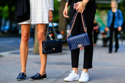 2.55 bag, adidas, atmosphere details, AUTUMN WINTER 2016-2017, AW 16-17, black bag, black jacket, black pants, black shoes, blazer, blue bag, boy bag, chanel, detail, FALL WINTER 2016-2017, fashion week, frenchystyle, FW, FW 16-17, HAUTE COUTURE, horizontal, jonathan paciullo, lace dress, leather bag, leather shoes, leather sneakers, MENSWEAR, model, PARIS, PFW, pulled back hair, stan smith, street style, trousers, white dress, white sneakers, white t shirt