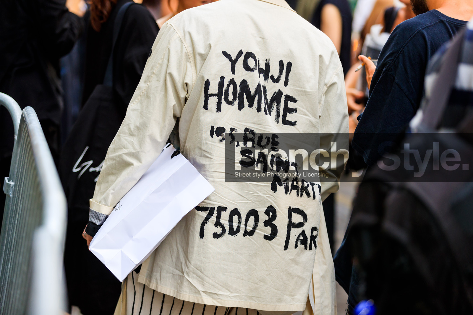 atmosphere details, back detail, beige jacket, detail, fashion week, frenchystyle, FW, graphic jacket, horizontal, jonathan paciullo, leather bag, MENSWEAR, PARIS, PFW, printed jacket, SPRING SUMMER 2018, SS 18, street style, yohji yamamoto