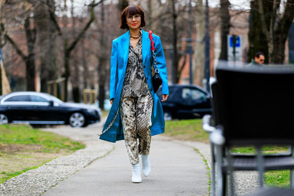 animal print, balenciaga, black bag, blue coat, fanny pack, graphic pants, grey pants, grey shirt, high heels, leather bag, leather shoes, liz yu, necklace, printed pants, snake print, sunglasses, trousers, white shoes, MILAN, MFW, fashion week, frenchystyle, FW, jonathan paciullo, street style, AUTUMN WINTER 2019-2020, AW 19-20, FALL WINTER 2019-2020, FW 19-20, atmosphere details, full length, horizontal