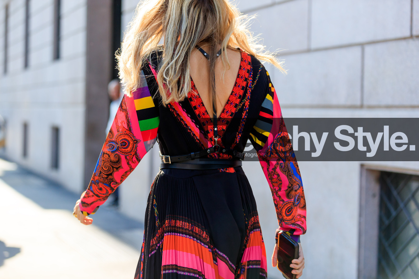 atmosphere details, detail, fashion week, frenchystyle, FW, graphic dress, harness, horizontal, jonathan paciullo, MFW, MILAN, multicolor dress, pleated dress, printed dress, SPRING SUMMER 2018, SS 18, street style