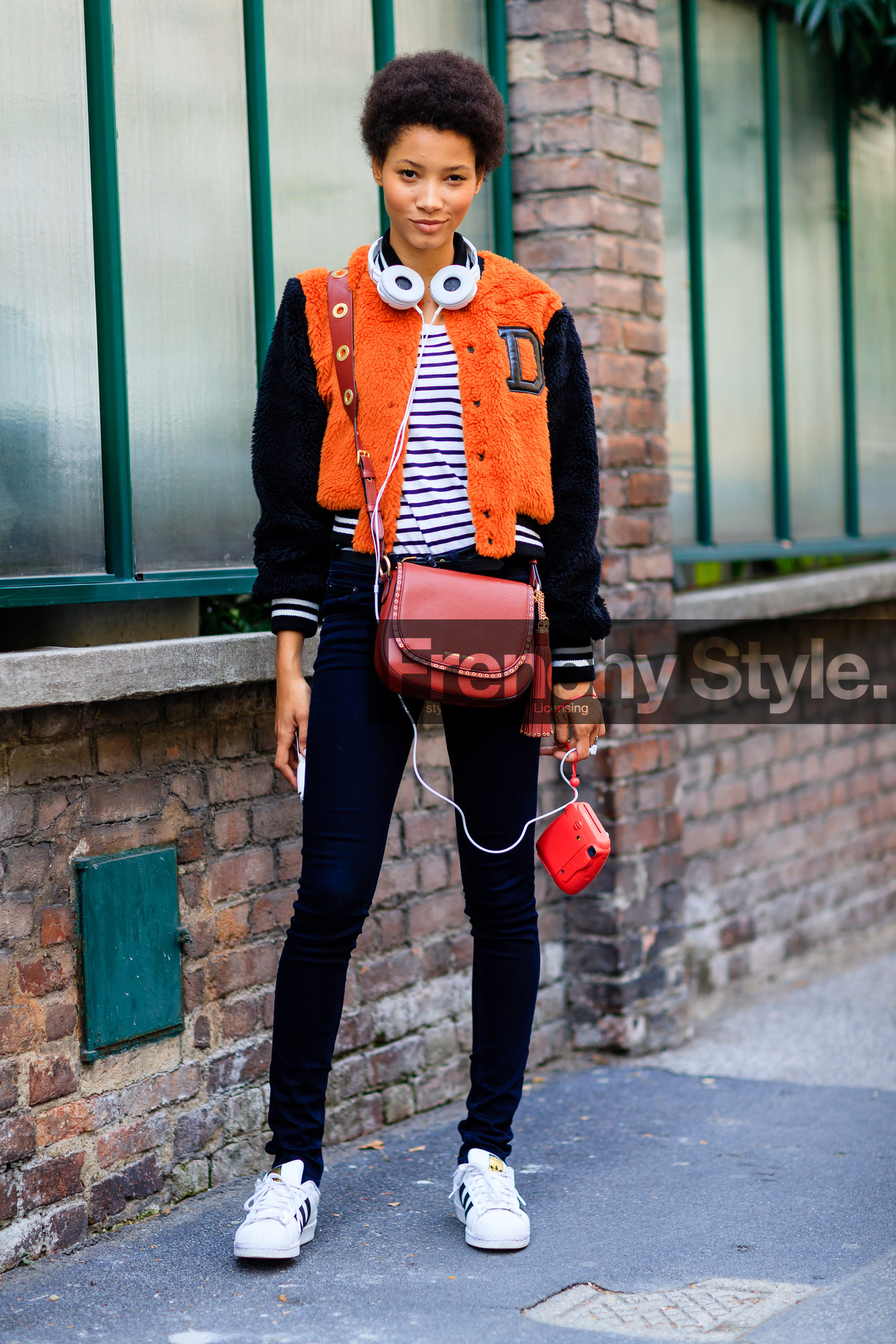 adidas, black denim, camera, denim pants, fashion week, frenchystyle, full length, FW, headphones, jeans, jonathan paciullo, leather bag, leather shoes, leather sneakers, lineisy montero, MFW, michael kors, MILAN, model, orange jacket, red bag, SPRING SUMMER 2017, SS 17, street style, superstar sneakers, teddy jacket, trousers, vertical, white sneakers