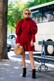 black boots, caro daur, earrings, fashion week, frenchystyle, full length, FW, graphic bag, high heels, jonathan paciullo, leather shoes, MENSWEAR, PARIS, PFW, red dress, ruffles, SPRING SUMMER 2018, SS 18, straw bag, street style, sunglasses, vertical