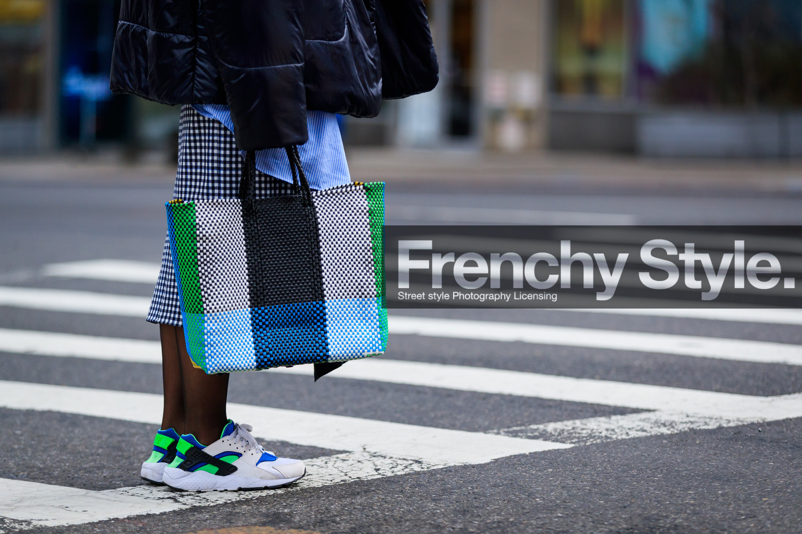 black jacket, blue, blue shirt, checked, down jacket, gingham, graphic bag, graphic skirt, green, leather bag, leather jacket, leather shoes, nike, patchwork, plaid, printed bag, printed skirt, tartan, turquoise, white, white sneakers, street style, jonathan paciullo, FW, frenchystyle, fashion week, NYFW, NEW YORK, AUTUMN WINTER 2018-2019, AW 18-19, FALL WINTER 2018-2019, FW 18-19, atmosphere details, horizontal, detail, luping wang, rachael wang