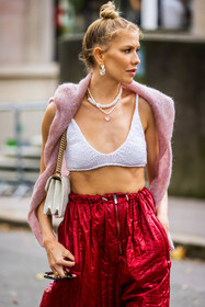 bag, bra, Elena Perminova, large pants, leather bag, miu miu bag, oversize pants, pants, quilted pants, red pants, ribbed bra, white bag, white bra, pink knitwear, necklace, earrings, bun, fashion week, frenchystyle, FW, jonathan paciullo, street style, PFW, PARIS, SPRING SUMMER 2022, SS 22, vertical, atmosphere details