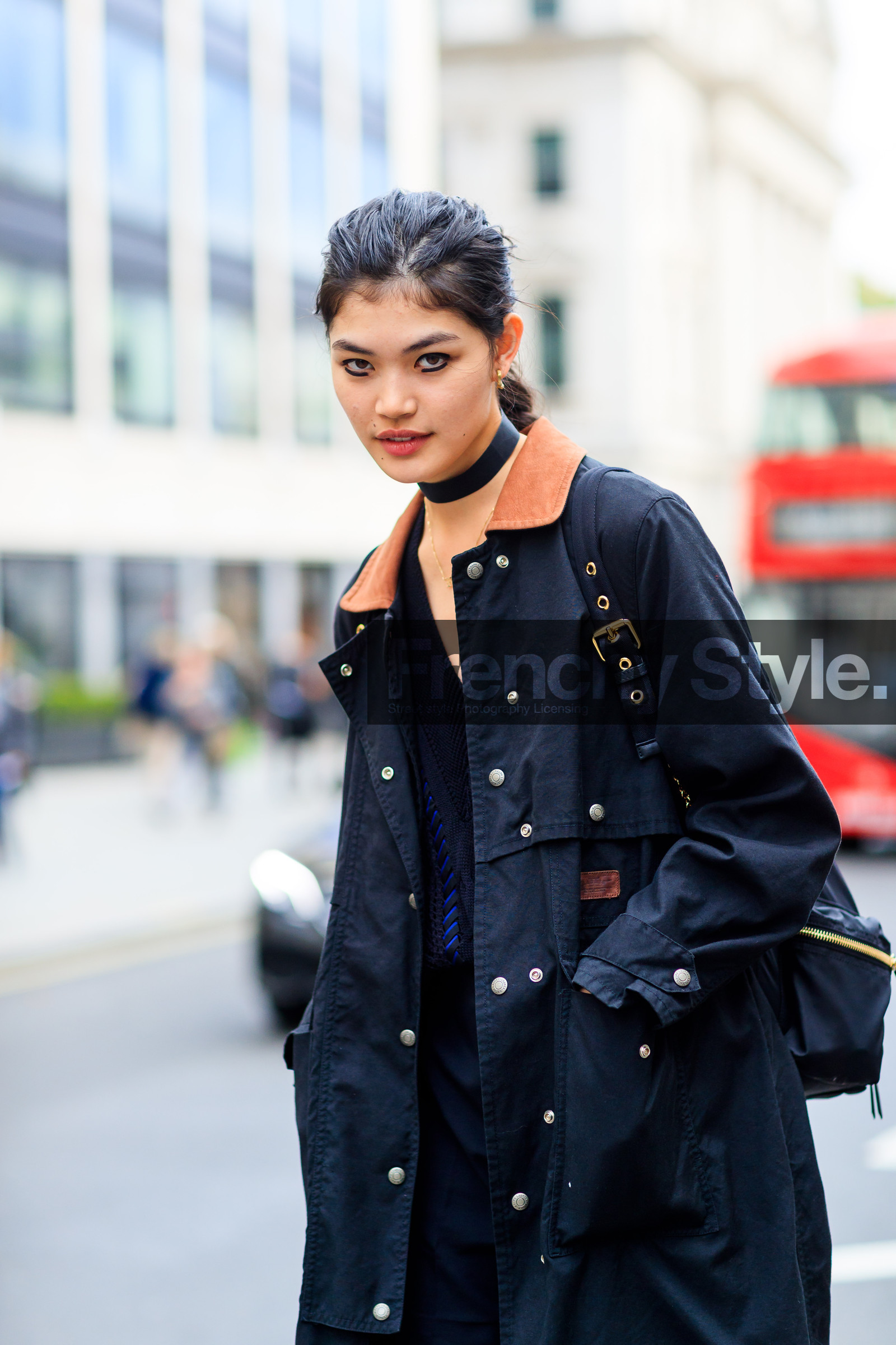 atmosphere details, black jacket, black pants, black sweater, blazer, choker, detail, eyeliner, fashion week, frenchystyle, FW, jonathan paciullo, LFW, LONDON, model, necklace, pulled back hair, rina fukushi, SPRING SUMMER 2018, SS 18, street style, trousers, vertical