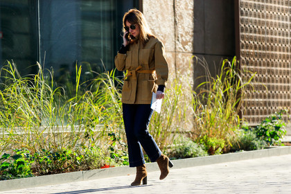 black pants, brown belt, brown boots, brown jacket, erin doherty, high heels, leather shoes, sunglasses, trousers, PARIS, PFW, street style, jonathan paciullo, FW, frenchystyle, fashion week, AUTUMN WINTER 2019-2020, AW 19-20, FALL WINTER 2019-2020, FW 19-20, horizontal, atmosphere details, full length