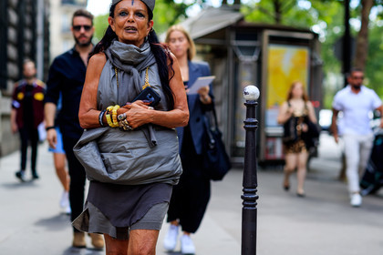 street style, jonathan paciullo, FW, frenchystyle, fashion week, PFW, PARIS, SPRING SUMMER 2019, SS 19, horizontal, atmosphere details, detail