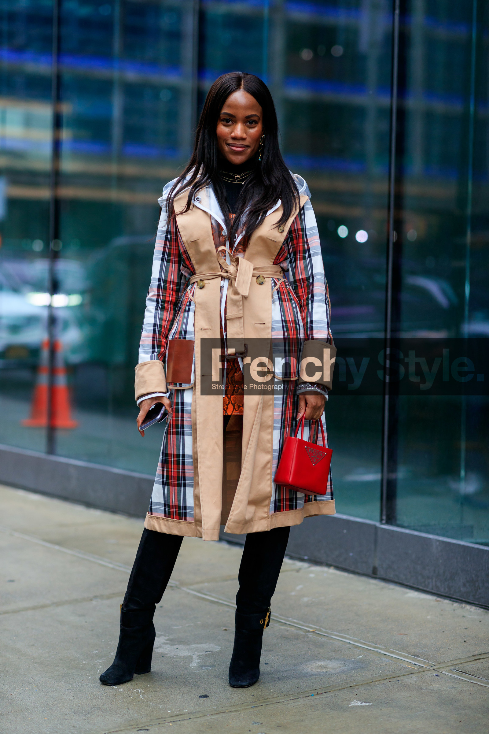 j wanderson trenchcoat, beige trench coat, checked trench coat, red trench coat, belted trench coat, raincoat, sheer jacket, red leather bag, prada bag, hand bag, plaid trenchcoat, black suede boots, high boots, fashion week, frenchystyle, FW, jonathan paciullo, street style, NYFW, NEW YORK, AUTUMN WINTER 2020-2021, FALL WINTER 2020-2021, FW 20-21, vertical, full length