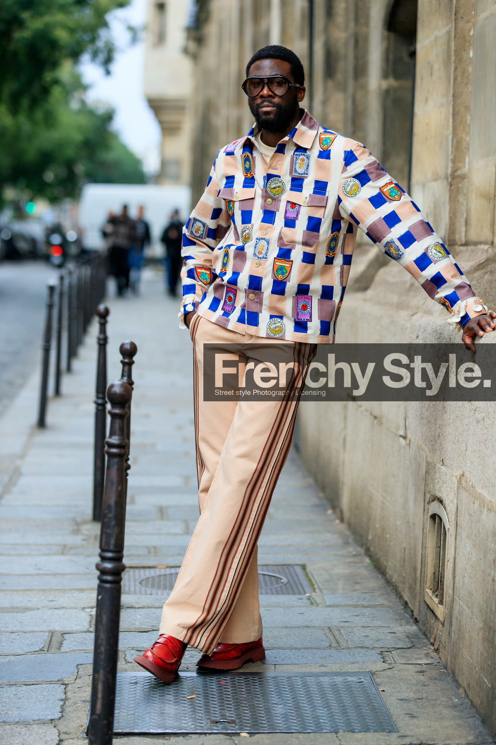 red leather loafers, beige pants, flare pants, striped pants, vintage pants, vintage look, aviator sunglasses, tom ford sunglasses, checked shirt, white shirt, blue shirt, patchwork shirt, embroidered shirt, jean phillipe phiné n'djoli, fashion week, frenchystyle, FW, jonathan paciullo, street style, PFW, PARIS, SPRING SUMMER 2022, SS 22, vertical, full length