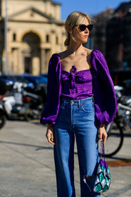 blue denim, denim pants, glitter, graphic bag, jeans, leather bag, linda tol, printed bag, purple shirt, sequined bag, shiny bag, silver bag, sunglasses, trousers, MILAN, MFW, fashion week, frenchystyle, FW, jonathan paciullo, street style, AUTUMN WINTER 2019-2020, AW 19-20, FALL WINTER 2019-2020, FW 19-20, vertical, atmosphere details, detail