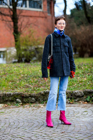 black jacket, blue denim, blue scarf, denim pants, high heels, jeans, leather bag, leather shoes, pink shoes, red bag, red gloves, tartan, trousers, MILAN, MFW, fashion week, frenchystyle, FW, jonathan paciullo, street style, AUTUMN WINTER 2019-2020, AW 19-20, FALL WINTER 2019-2020, FW 19-20, vertical, full length