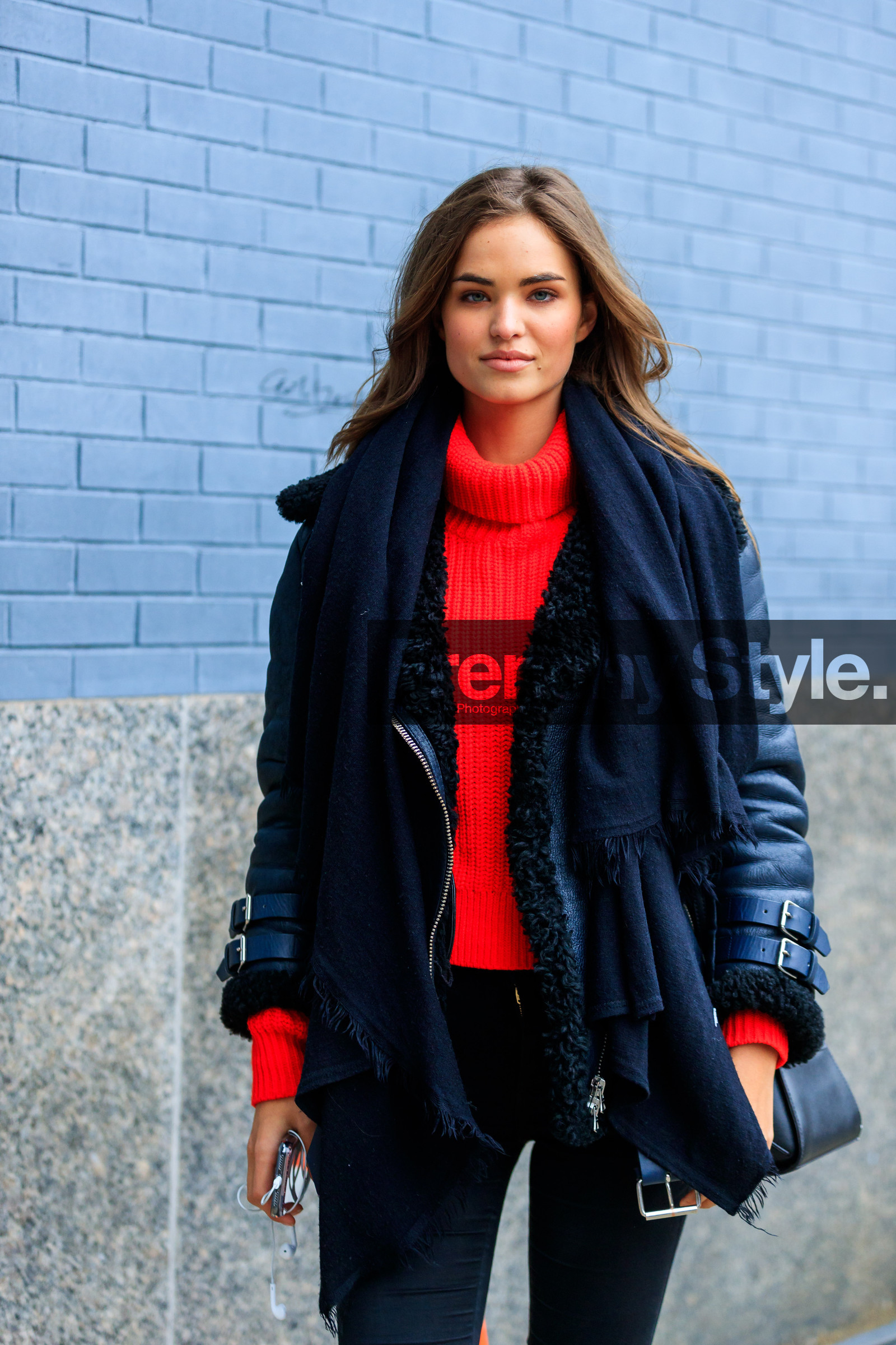 black bag, black denim, black jacket, black scarf, denim pants, jeans, leather bag, red sweater, shearling, trousers, street style, jonathan paciullo, FW, frenchystyle, fashion week, NYFW, NEW YORK, AUTUMN WINTER 2018-2019, AW 18-19, FALL WINTER 2018-2019, FW 18-19, vertical, atmosphere details, detail, model