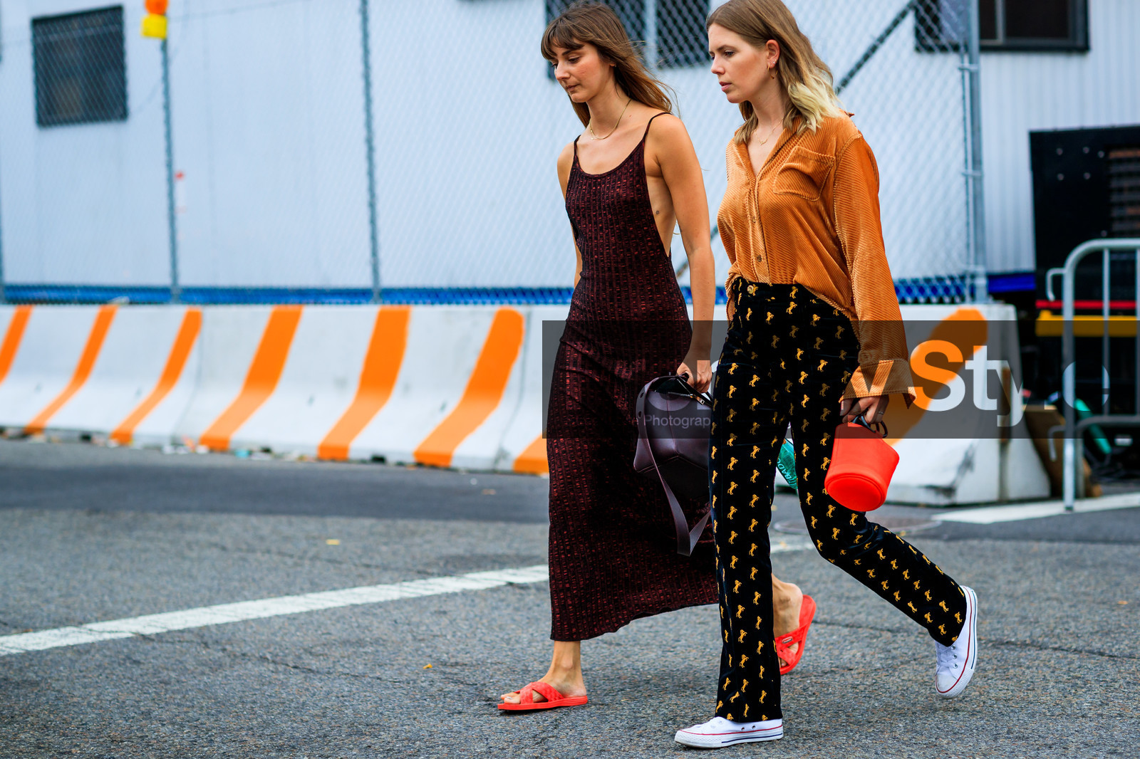 black pants, bordeaux, brown shirt, burgundy, chloé, converse, graphic pants, leather bag, leather shoes, printed pants, red bag, red dress, red shoes, trousers, white sneakers, fashion week, frenchystyle, FW, jonathan paciullo, street style, NYFW, NEW YORK, SPRING SUMMER 2019, SS 19, atmosphere details, horizontal, full length