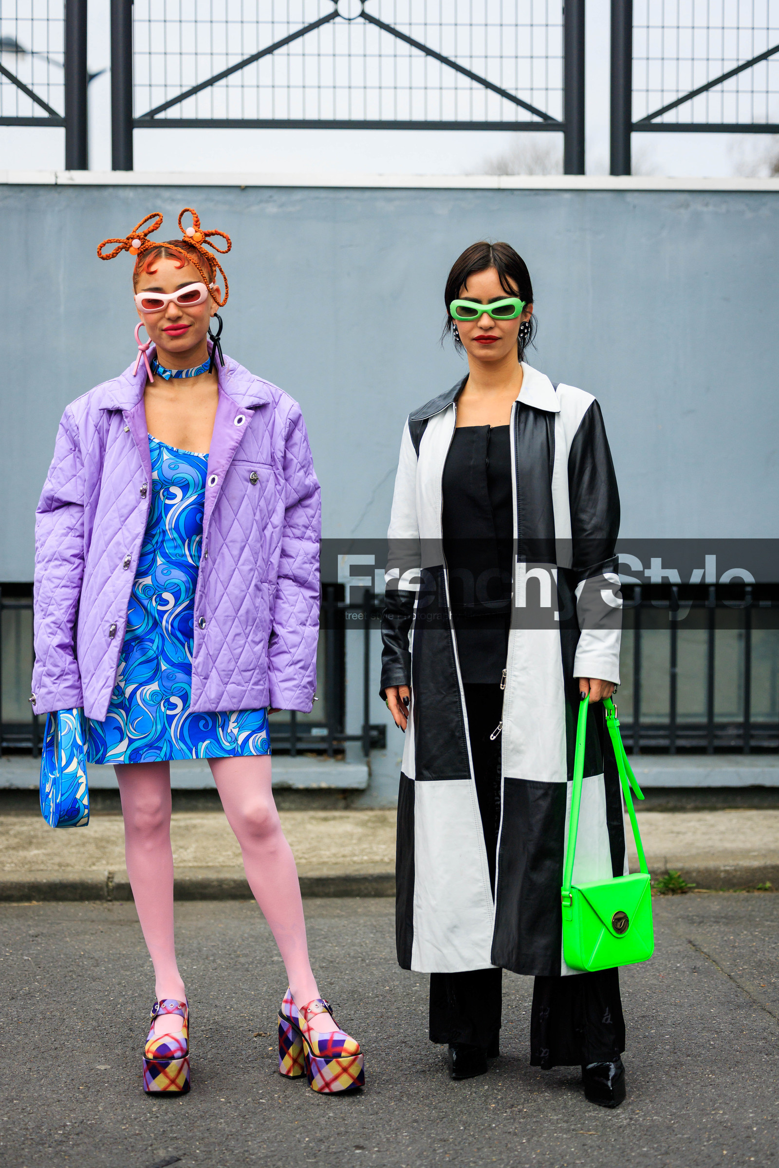 braided tails, ginger hair, orange hair, dyed hair, pink sunglasses, purple jacket, coperni dress, blue dress, coperni bag, blue bag, printed bag, printed dres, pink stockings, platform pumps, mutlcolor heels, plaid heels, coperni, braided tails, ginger hair, orange hair, dyed hair, pink sunglasses, purple jacket, coperni dress, blue dress, coperni bag, blue bag, printed bag, printed dres, pink stockings, platform pumps, mutlcolor heels, plaid heels, coperni, street style, jonathan paciullo, FW, frenchystyle, fashion week, AUTUMN WINTER 2022-2023, FALL WINTER 2022_2023, FW 22-23, PFW, PARIS, full length, vertical