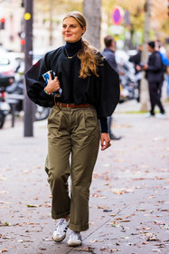 ballon sleeves, belt, black blouse, black turtleneck, camel belt, Claire Beermann, khaki pants, oversize sleeves, pants, sneakers, top, turtleneck, white sneakers, fashion week, frenchystyle, FW, jonathan paciullo, street style, PFW, PARIS, SPRING SUMMER 2022, SS 22, vertical, full length