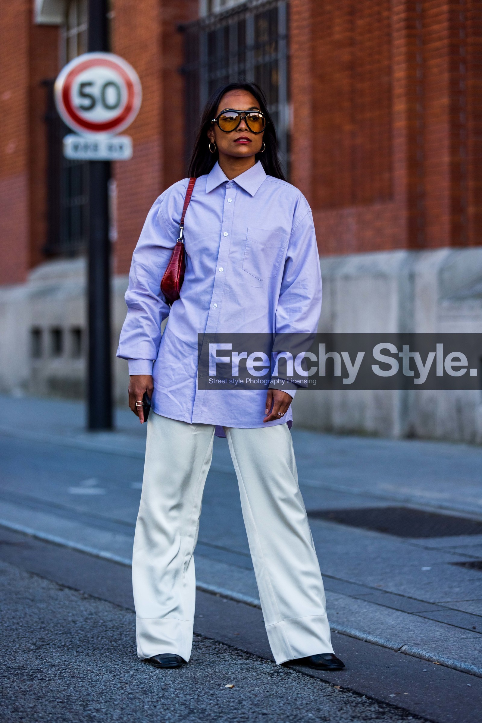 aviator sunglasses, bag, black boots, croco bag, flare pants, large pants, leather bag, lila shirt, pants, pastel, red bag, shirt, sunglasses, white pants, street style, jonathan paciullo, FW, frenchystyle, fashion week, PFW, PARIS, SPRING SUMMER 2022, SS 22, vertical, full length