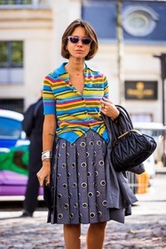 bag, black bag, blue polo, bracelet, color, grey skirt, lila sunglasses, miu miu look, Natasha Goldenberg, pleated skirt, polo, quilted bag, silver bracelet, skirt, statement skirt, stripes, sunglasses, yellow polo, fashion week, frenchystyle, FW, jonathan paciullo, street style, PFW, PARIS, SPRING SUMMER 2022, SS 22, vertical, atmosphere details