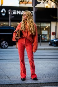 bag, Blanca Miro, color, corduroy jacket, corduroy pants, jacket, monochrome, orange bag, orange jacket, orange monochrome, orange pants, pants, street style, jonathan paciullo, FW, frenchystyle, fashion week, PFW, PARIS, SPRING SUMMER 2022, SS 22, vertical, full length