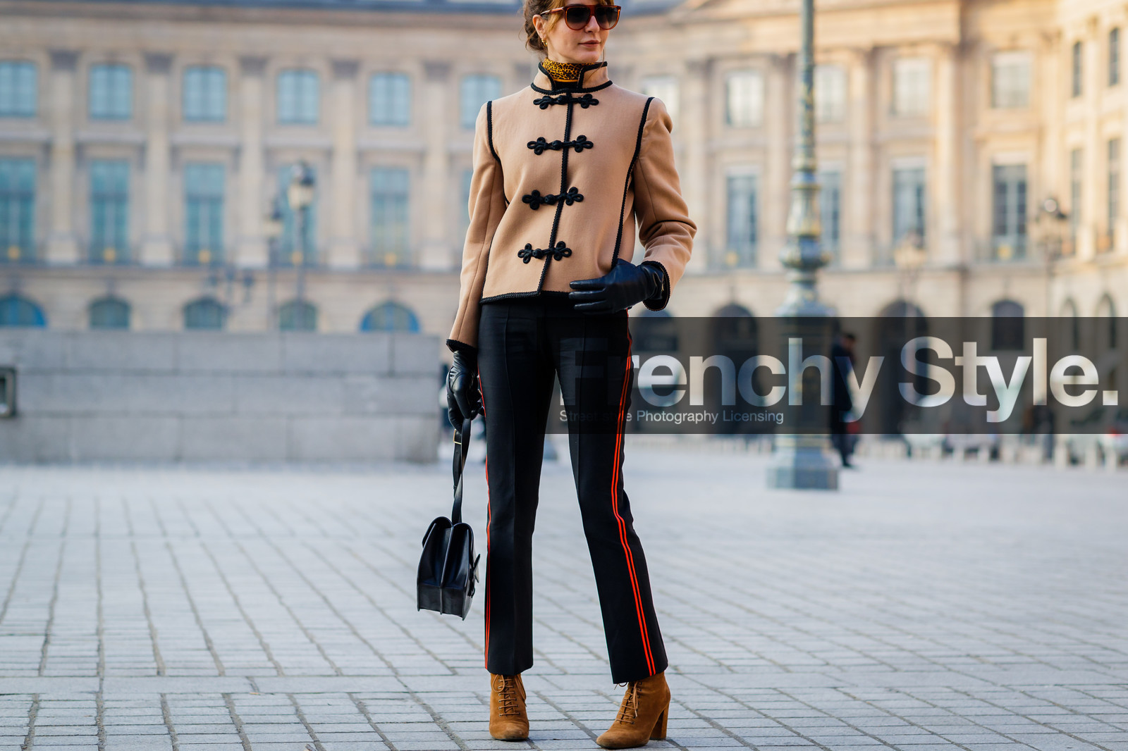 beige jacket, black bag, black gloves, black pants, brown boots, high heels, leather bag, leather gloves, leather shoes, suede shoes, sunglasses, trousers, fashion week, frenchystyle, FW, jonathan paciullo, street style, PFW, PARIS, SPRING SUMMER 2017, SS 17, HAUTE COUTURE, atmosphere details, detail, horizontal, ece sukan